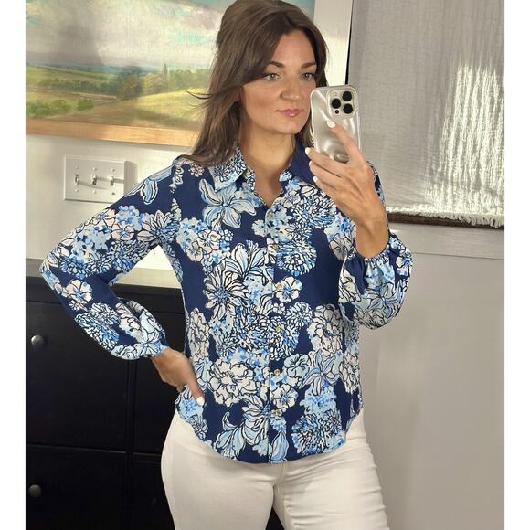 Lilly Pulitzer Size Small Farren 100% Silk Blue Floral Silk Blouse - Picture 1 of 9